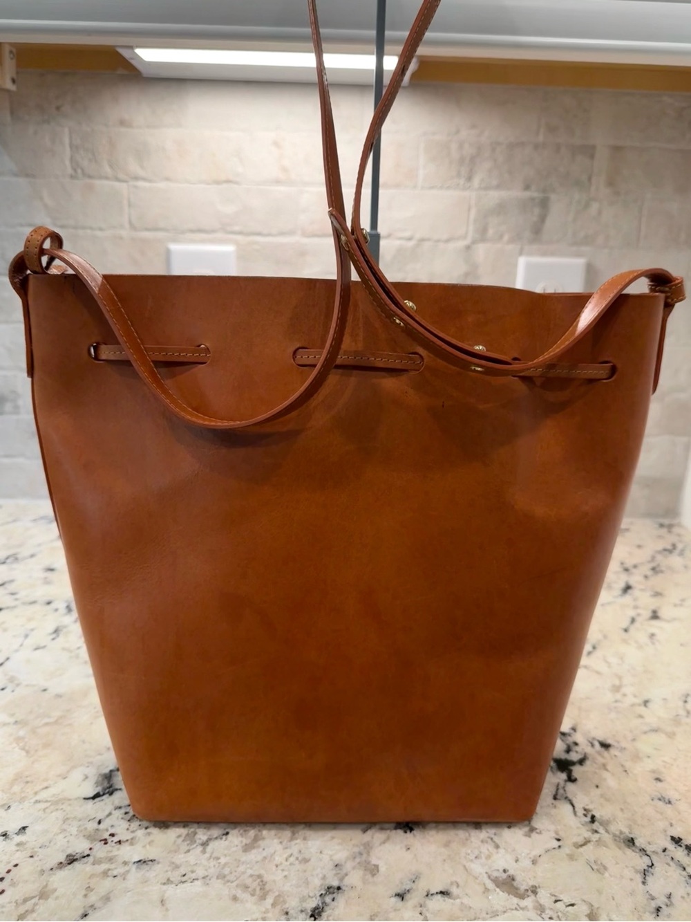Mansur Gavriel EUC English Tan Leather Drawstring Crossbody w/Pouch
